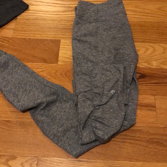 3 pairs of ivivva leggings - Picture 3 of 4